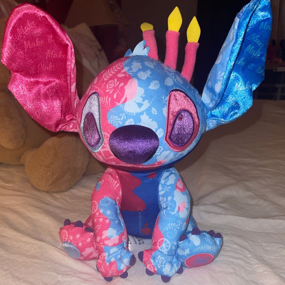 💗💙Stitch Crashes Disney Sleeping Beauty. 💙💗